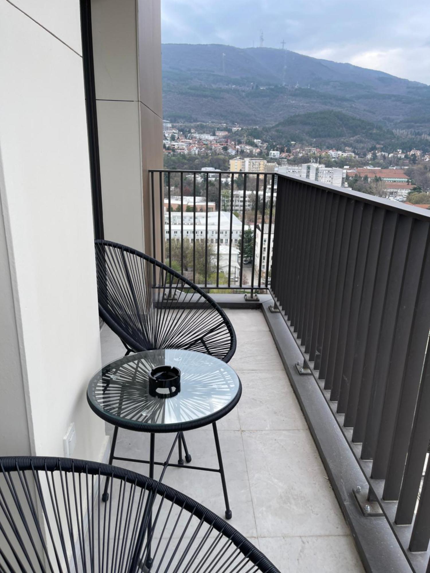 180° View Apartment In Diamond Building Skopje Exteriér fotografie