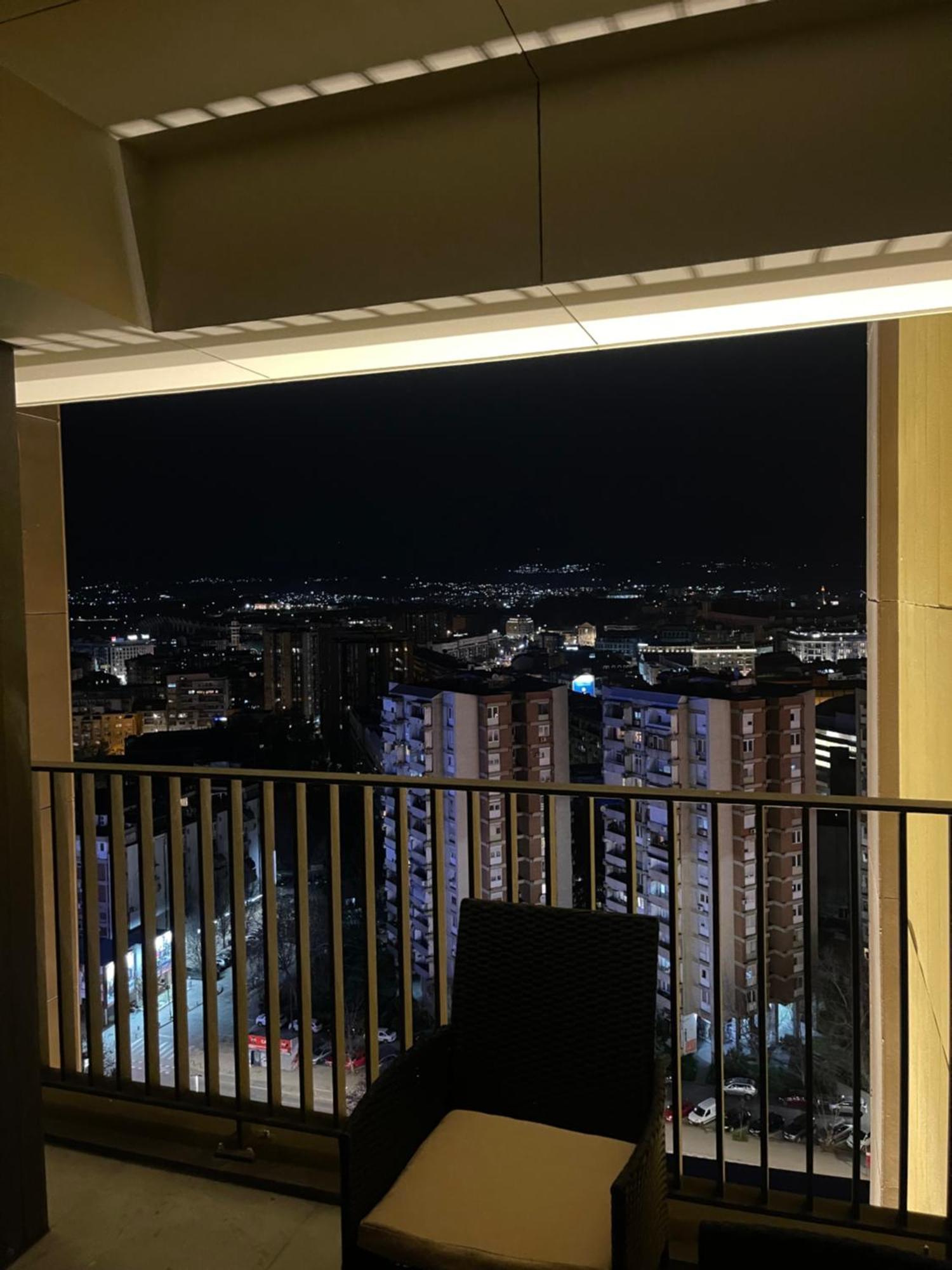 180° View Apartment In Diamond Building Skopje Exteriér fotografie