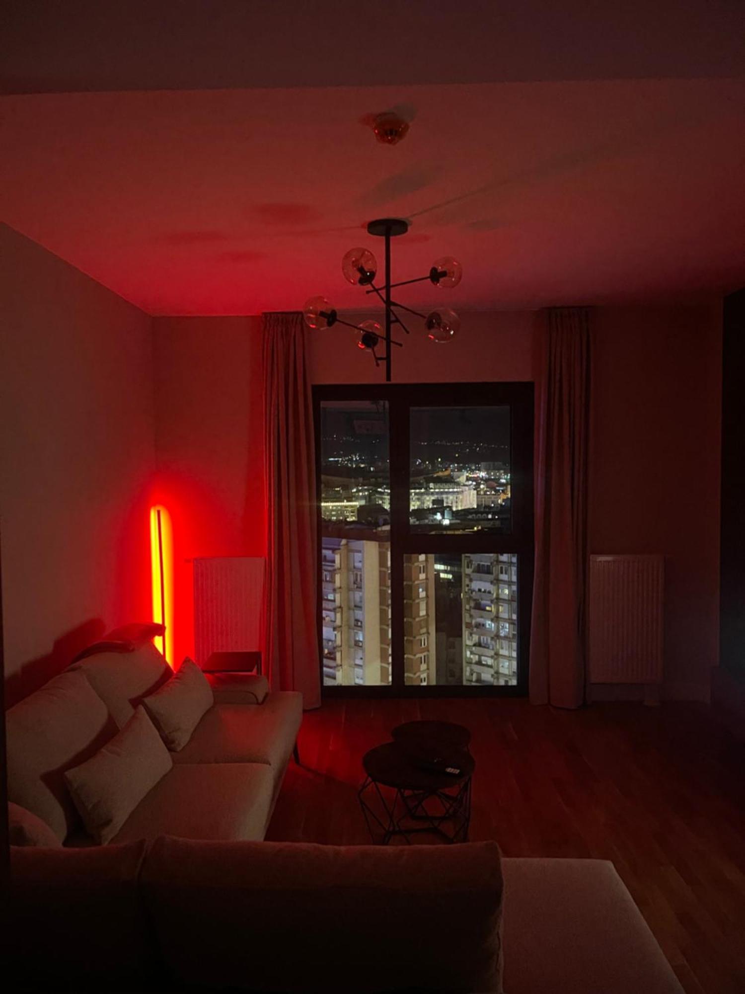180° View Apartment In Diamond Building Skopje Exteriér fotografie