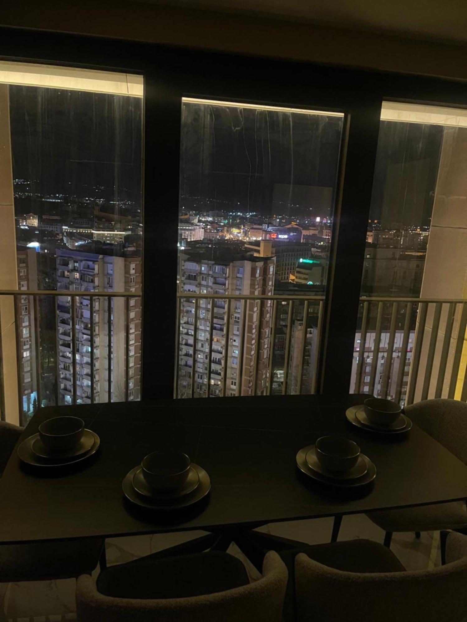 180° View Apartment In Diamond Building Skopje Exteriér fotografie
